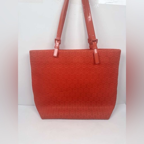 Michael Kors Neoprene MK Signature Tangerine Orange Quilted Tote Bag - Picture 2 of 13
